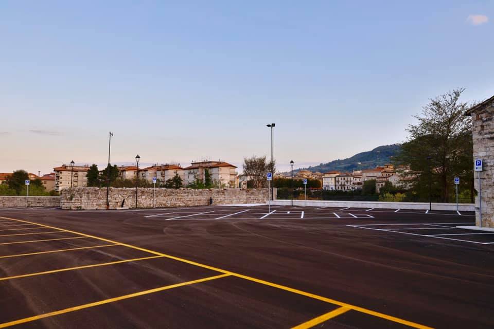 Parcheggi S.Pietro in Castello 4