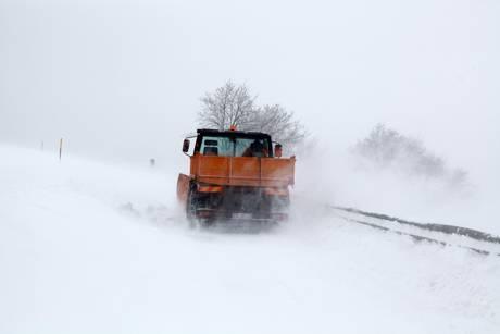 1328988677909neve 12