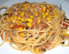 Spaghetti-tonno-mais-e-pomodorini