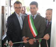 717831-taglio 20nastro
