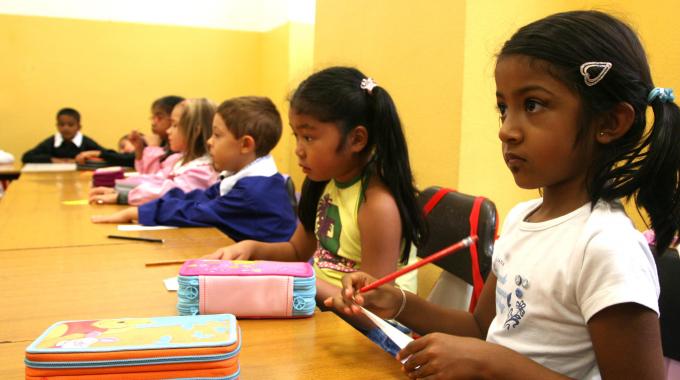 Bambini a scuola. Fonte: Newspress