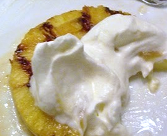 Ananas-crema-banane