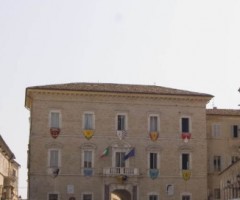 Lavori-palazzo-comunale-Fermo