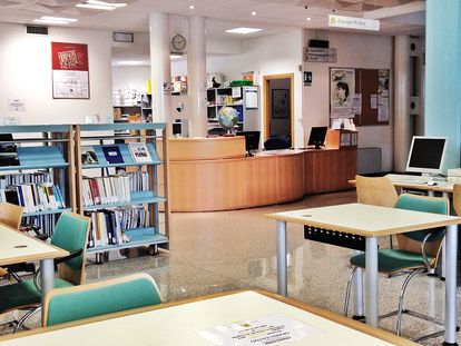 la-biblioteca-pubblica-giuseppe-lesca 287056