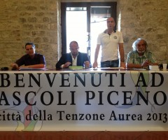 conferenza presentazione tenzone aurea
