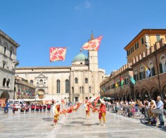 tenzone-aurea-sul-web