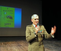Il Gen. Raffaele introduce il CalendEsercito 2014