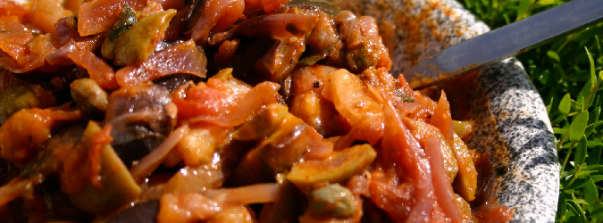 Come si cucina la caponata di melanzane