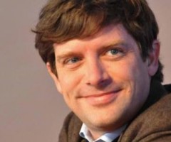 Presentazione del libro A sinstra. Interverrà telefonicamente Pippo Civati