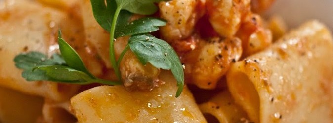 Le mezze maniche con la rana pescatrice