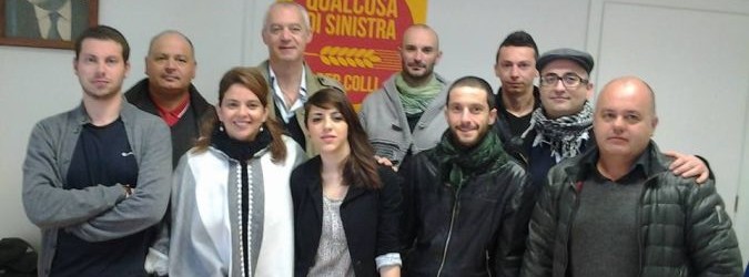 Qualcosa di sinistra diventa associazione. I membri fondatori sono Clerici Francesco, Cantalamessa Domenico, Gabrielli Riccardo, Montanari Fabio, Bruni Saverio, Ficosecco Giulia, Straccia Fabio, Amadio Paula Beatriz