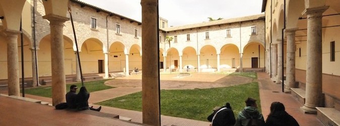 Cinema sotto le stelle al chiostro Sant'Agostino