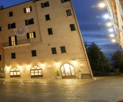lapiazzabella a Monteprandone