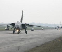 Le stragi degli aerei militari