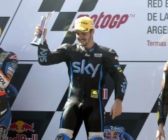 Romano Fenati sul podio