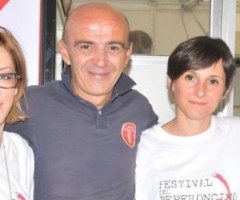 Il presidente Gabriele Gagliardi con lo staff del festival del peperoncino