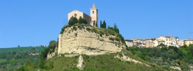 Il 2 ottobre Offida ospiterà la Borsa locale del Turismo. Tra le attrazioni della città del merletto, la chiesa di Santa Maria della Rocca.