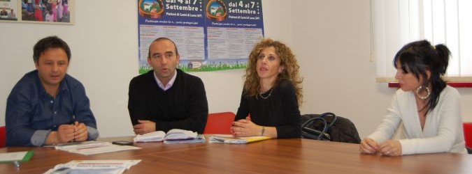 Presentazione tavola rotonda sulla crisi nel Piceno. Da sx: Francesco Ruggieri, Andrea Quaglietti, Olimpia Angelini.
