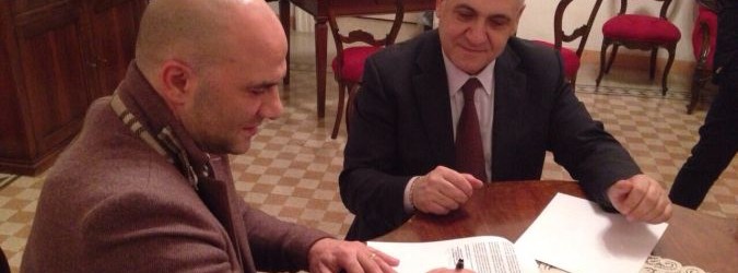 Sottoscritto l'accordo tra Valerio Lucciarini e Giuseppe Tancredi che riconsegna gli impianti sportivi a Offida