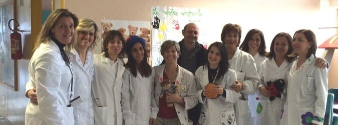 I volontari de "Il Sole di Giorgia" per i bambini dell'ospedale "Mazzoni"