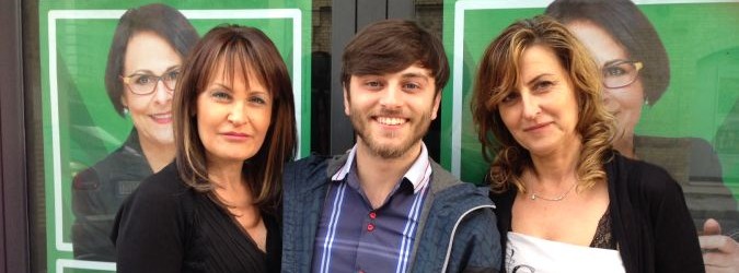 Sandra Sprecacè, Marco Chiappini e Paola Comini inaugurano la sede elettorale di Anna Casini.