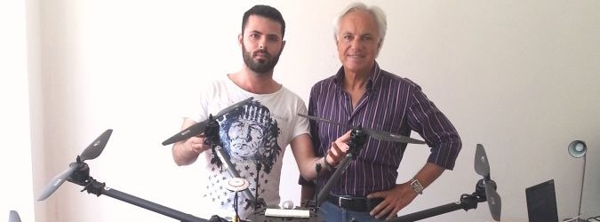 Luca Ricci e Giorgio Fiori con il drone della Masfly, azienda finanziata dal prestito d'onore.