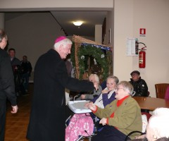 festa di natale al villaggio santa marta