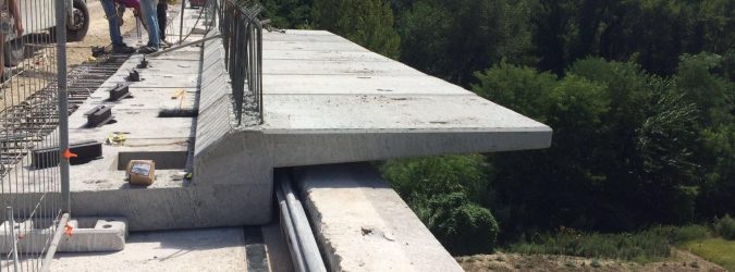 pista ciclabile sul ponte san filippo