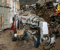 vigili del fuoco a capodacqua