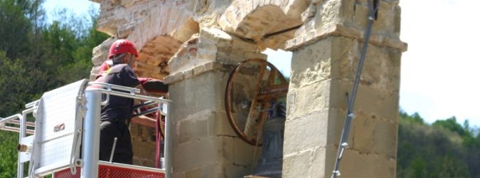 vigili del fuoco campane chiesa di tufo