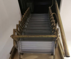 2737-scale-retrattili