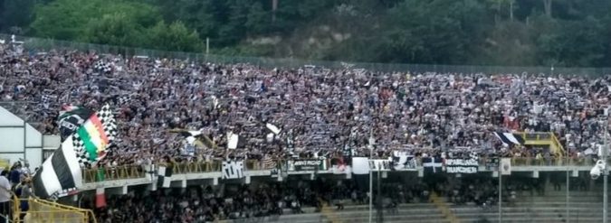 Ultras 1898