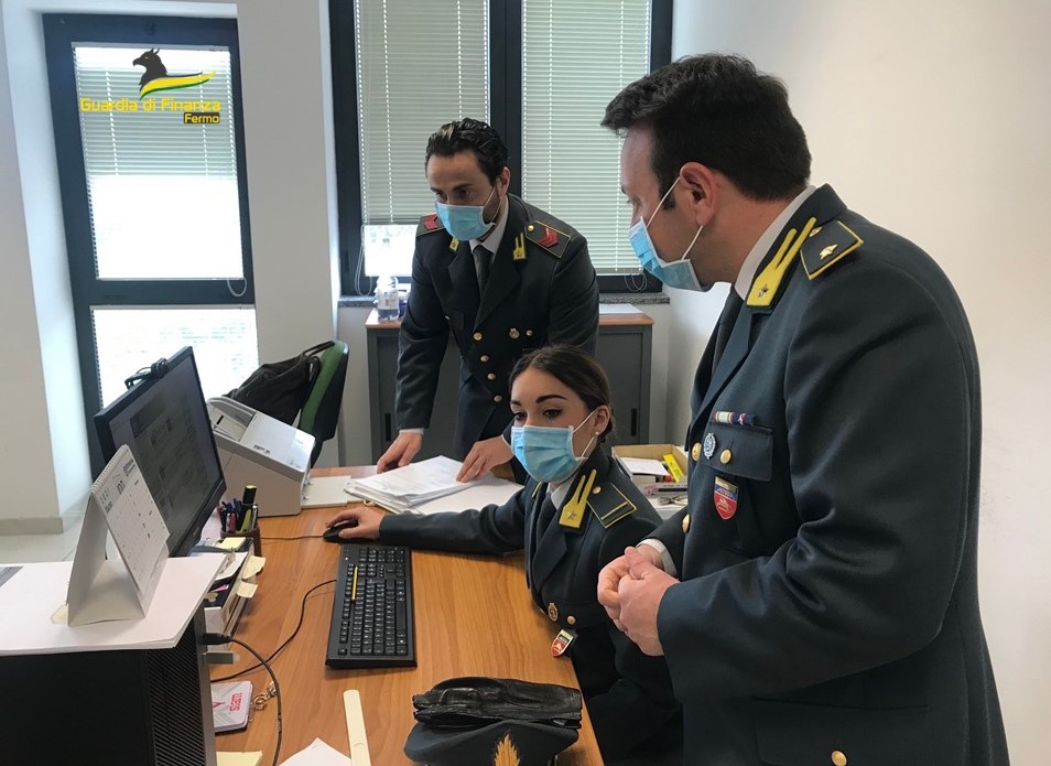 guardia di finanza fermo