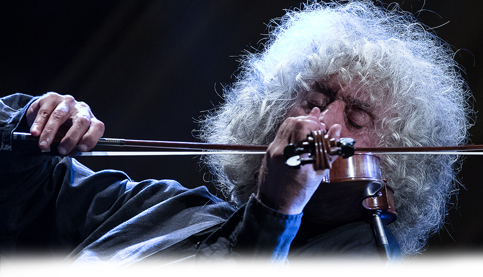 Angelo Branduardi, confessioni di un malandrino a Pesaro • Prima Pagina