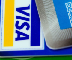 Differenza tra Bancomat e carta di debito