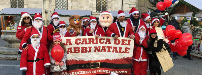 La carica dei Babbi Natale