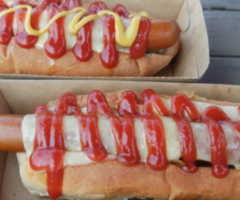 Vietate le bustine di ketchup e maionese