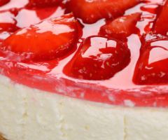 cheesecake alle fragole senza forno