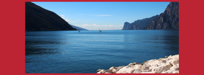 Cadavere di una donna riaffiora nel lago di Garda: giallo a Punta San Vigilio, disposta l'autopsia