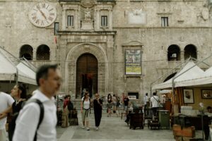 Mercatino Antiquario Ascoli 2026, mercatino Ascoli 19 settembre, eventi Ascoli settembre, antiquariato Marche, vintage Ascoli Piceno