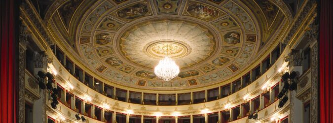 teatri UNESCO, FAI Marche, teatri Marche, Patrimonio UNESCO, Teatro Ventidio Basso, Teatro dell’Aquila, Teatro Pergolesi, Teatro Serpente Aureo, eventi Marche, cultura