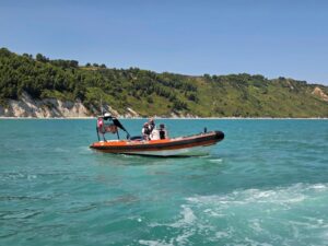 Mare e Laghi Sicuri 2026, Guardia Costiera, Marche, sicurezza in mare, demanio marittimo, tutela ambientale, nautica da diporto, Bollino Blu, soccorso in mare, Capitanerie di porto