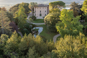 Marche, dimore storiche, parchi storici, Fondazione Marche Cultura, Francesco Acquaroli, Andrea Agostini, turismo culturale, castelli, giardini storici, patrimonio culturale